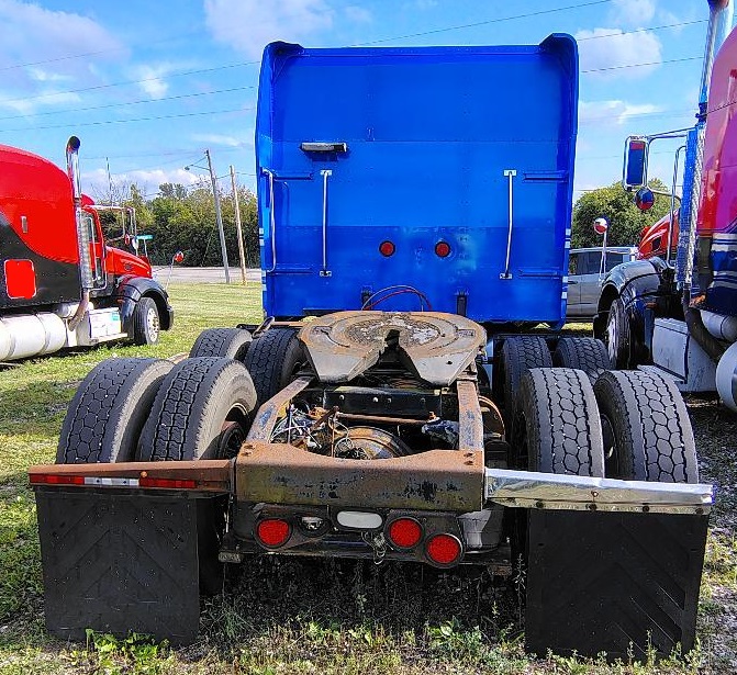 2002 PETERBILT 379 - Image 9